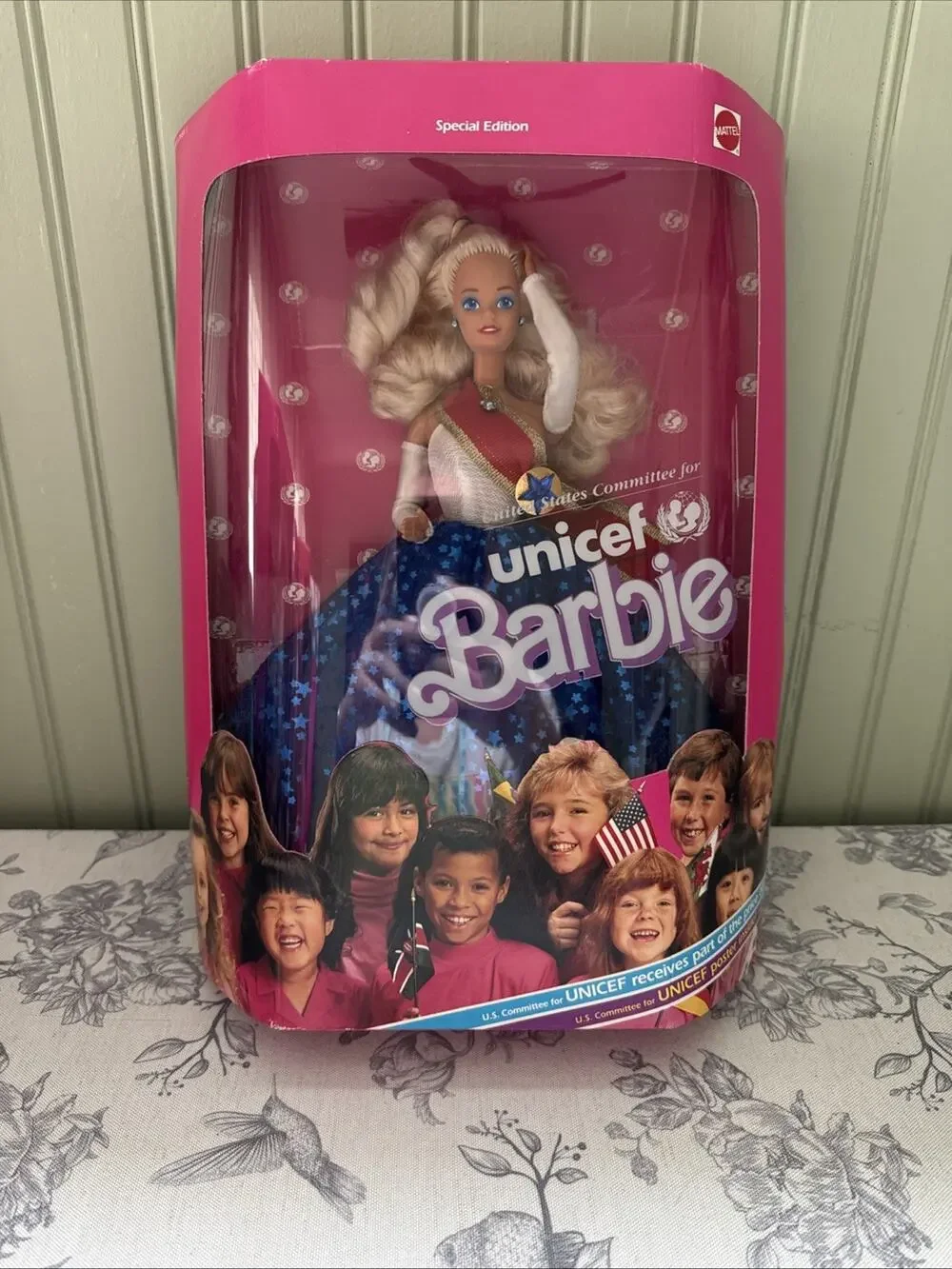Vtg United States Committee for Unicef Barbie Doll Special Edition Mattel 1989